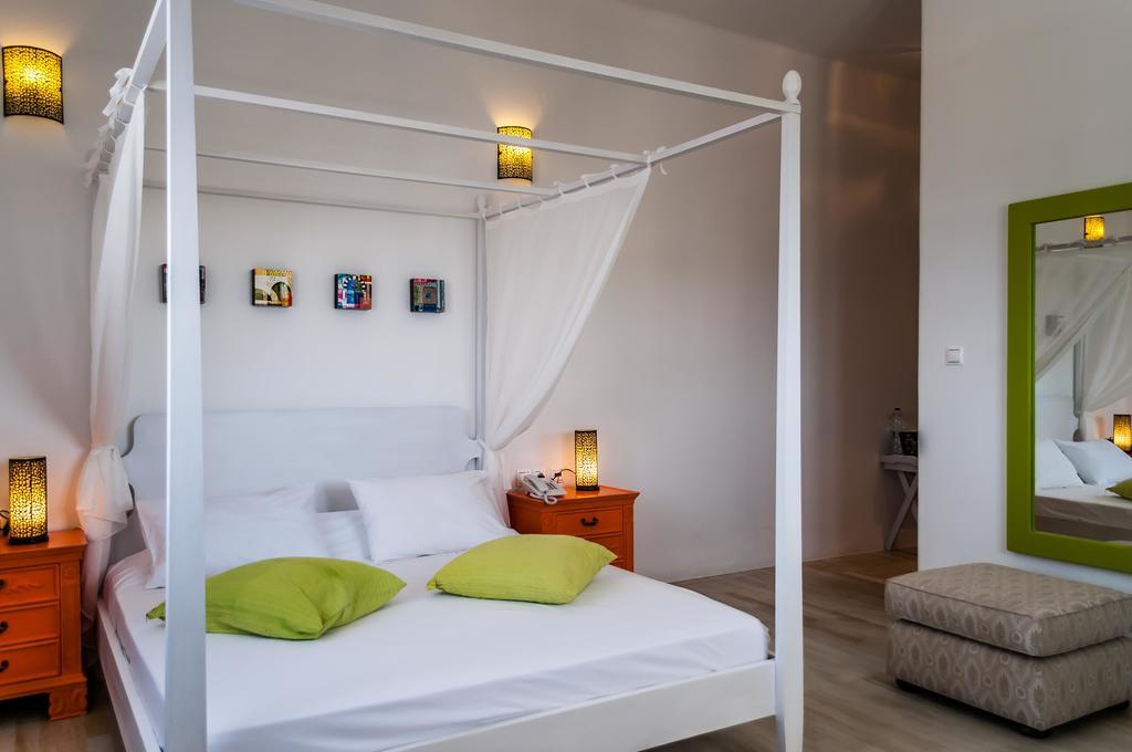 פלאקה Eiriana Luxury Suites מראה חיצוני תמונה
