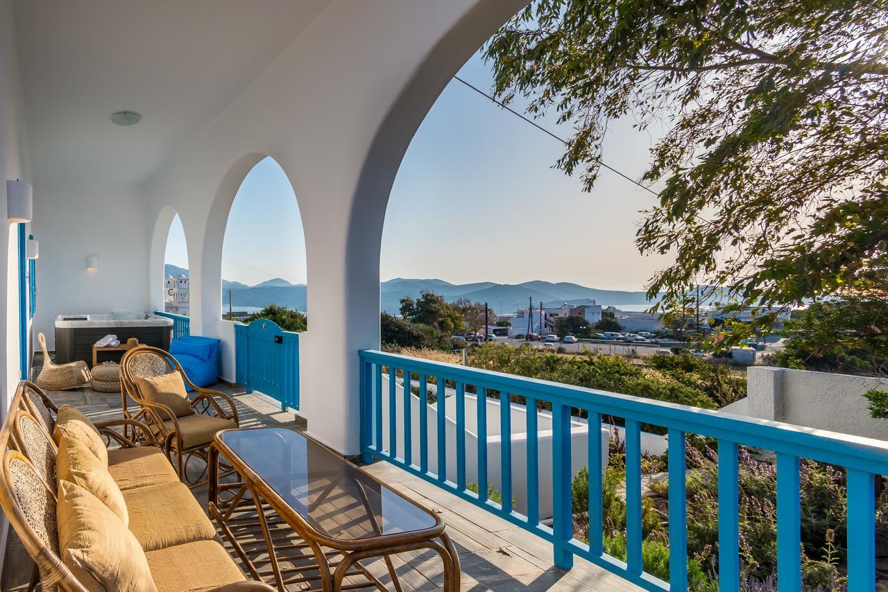 פלאקה Eiriana Luxury Suites מראה חיצוני תמונה